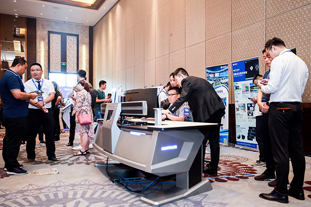 FAMETAL飛馬操作臺